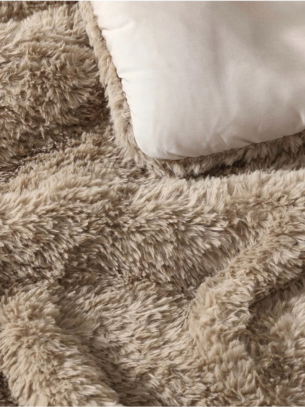 Sunday Citizen Breathable Faux Fur Bamboo Comforter Queen / Full Toffee NWOT